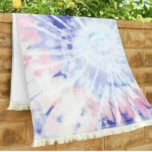 l*space Pastel Tie-Dye Beach Towel in Blue & Pink